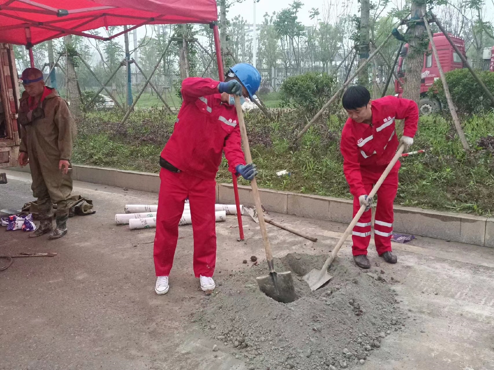 昆明管道疏通哪家好】及时进行市政管道清淤